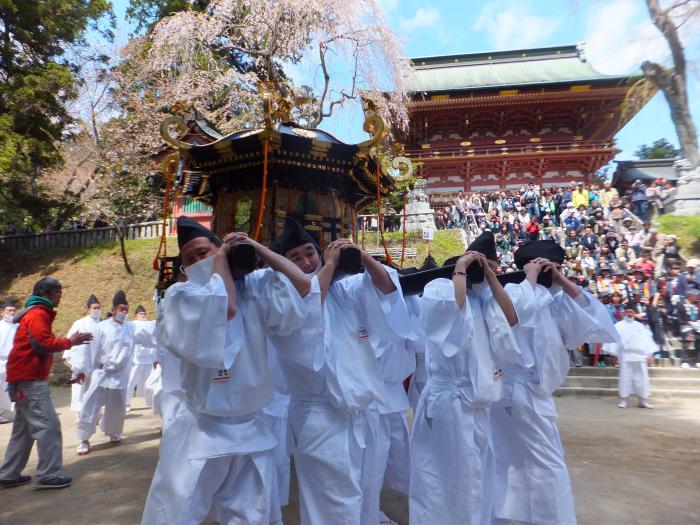 鹽竈神社の花祭（毎年4月第四日曜日）の画像