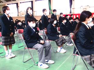 玉川中学校の入学式の写真