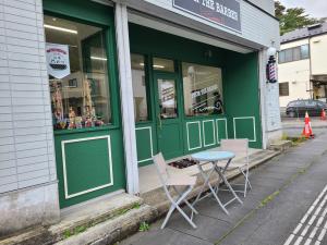 沿道店舗の様子②